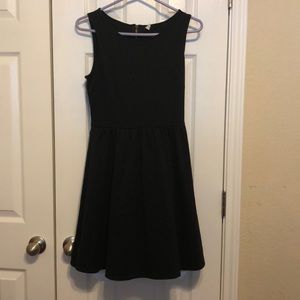 Old Navy sleeveless black dress
